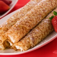 Crêpe Rolls with Whipped Cream
